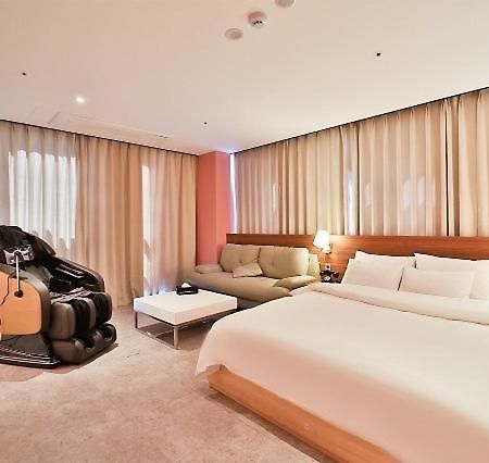 Gimpo Gray Hotel Exterior photo