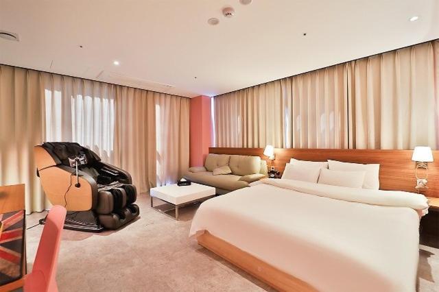 Gimpo Gray Hotel Exterior photo